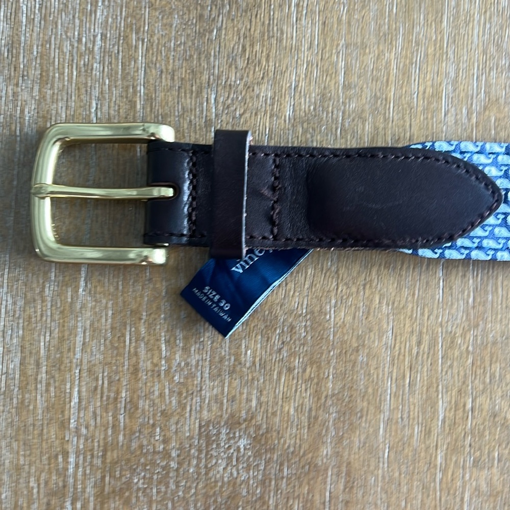 Vineyard Vines belt